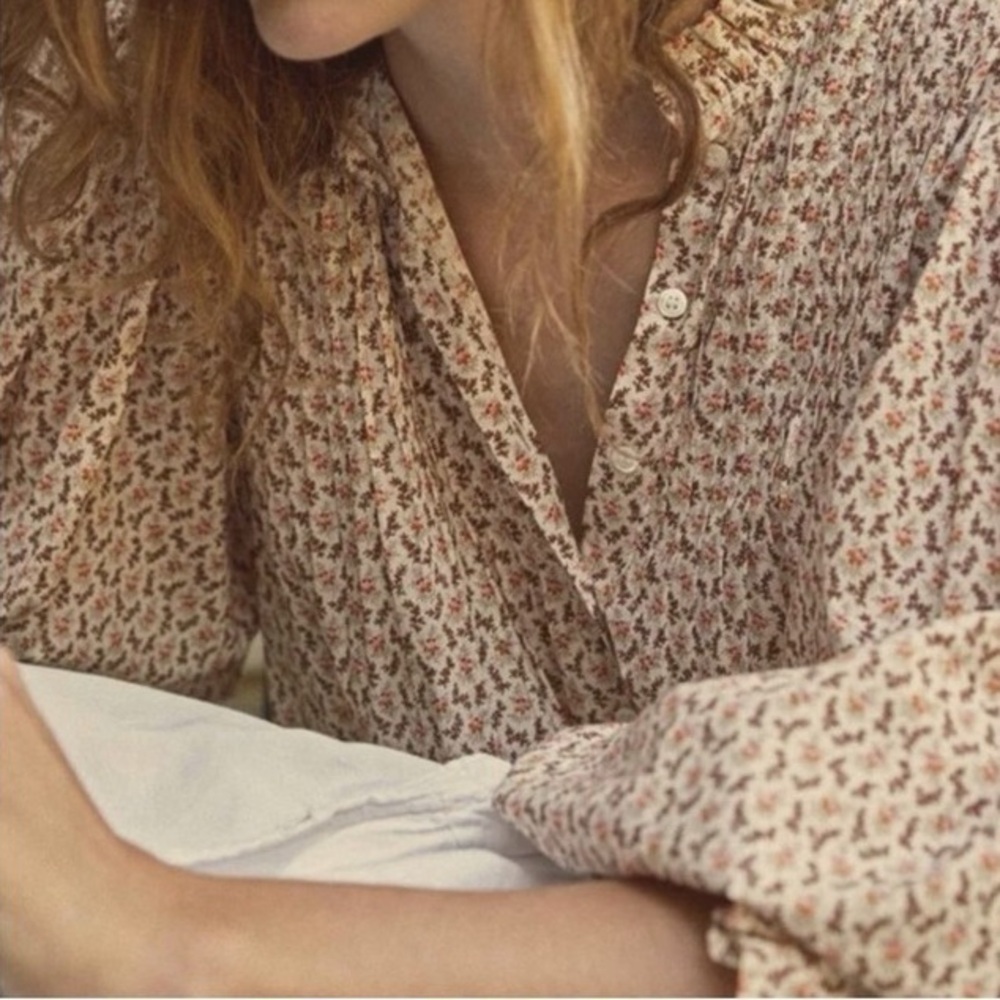 Doen Long Sleeve Dress in Cream Floral - Picture 2 of 8